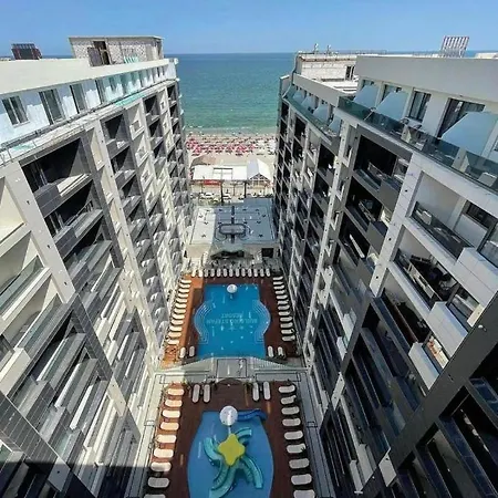 Golden Vip Studio Side Sea View Appartamento Năvodari